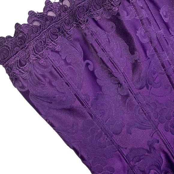 Fredericks of Hollywood Corset✨💜 - Picture 8 of 8